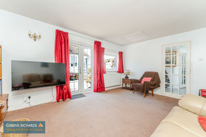 Snug- click for photo gallery